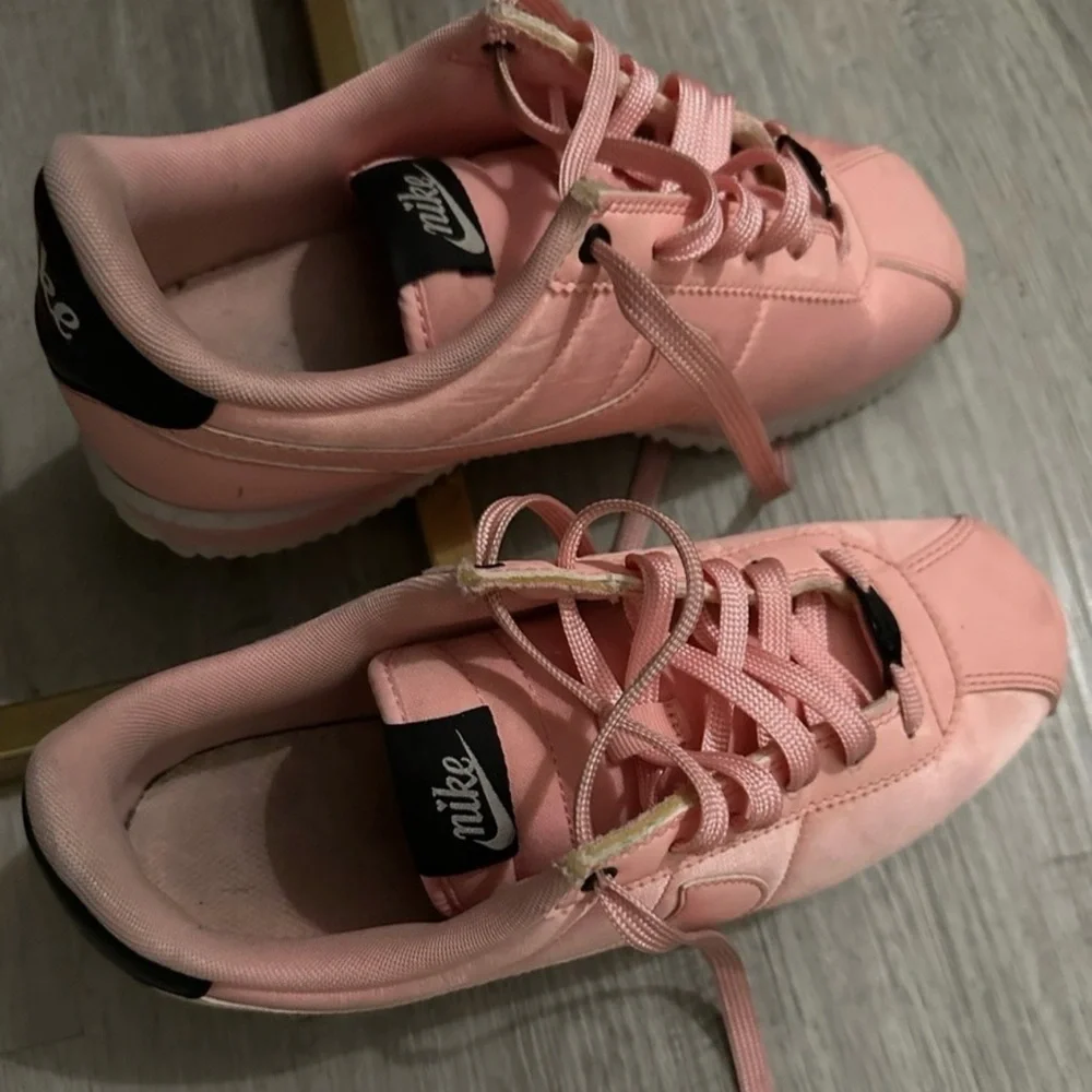 Rare Nike Cortez '72 Vintage - Coral Pink. US Size 6.5